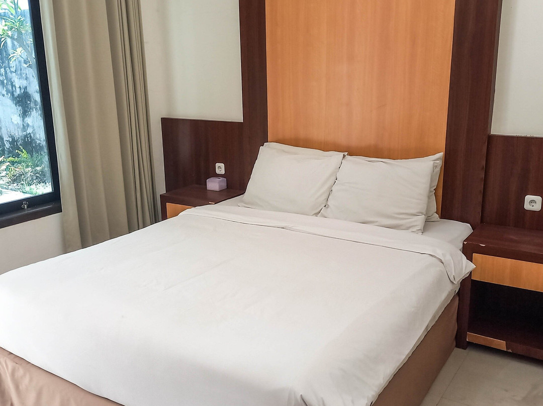 Mirah Hotel & Resort主图