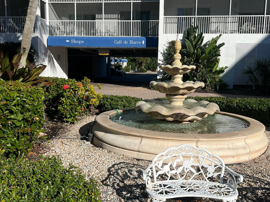 奥尔德马可岛旅馆及套房酒店主图