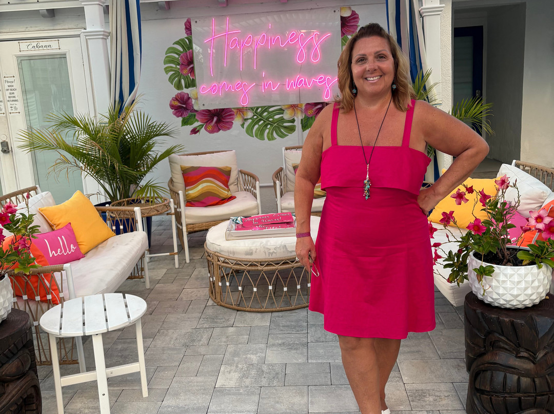 Salt Water Suites主图