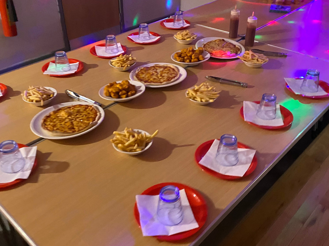 Go Bounce Extreme Trampoline Park-唐克斯特必去景点