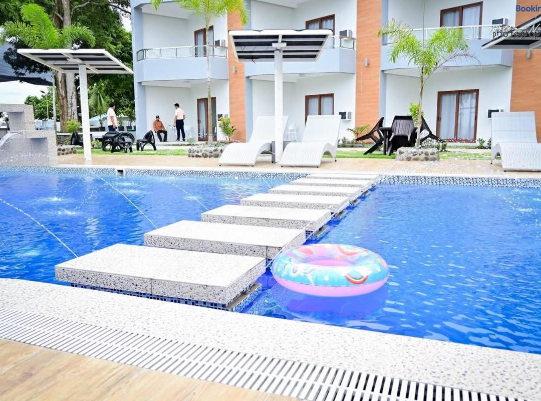 Crown Of The Orient Beach Resort