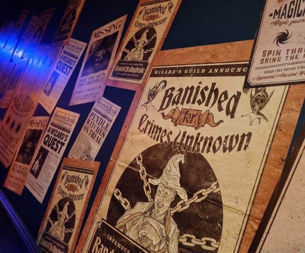 The Hole In Wand Chester-切斯特必去景点