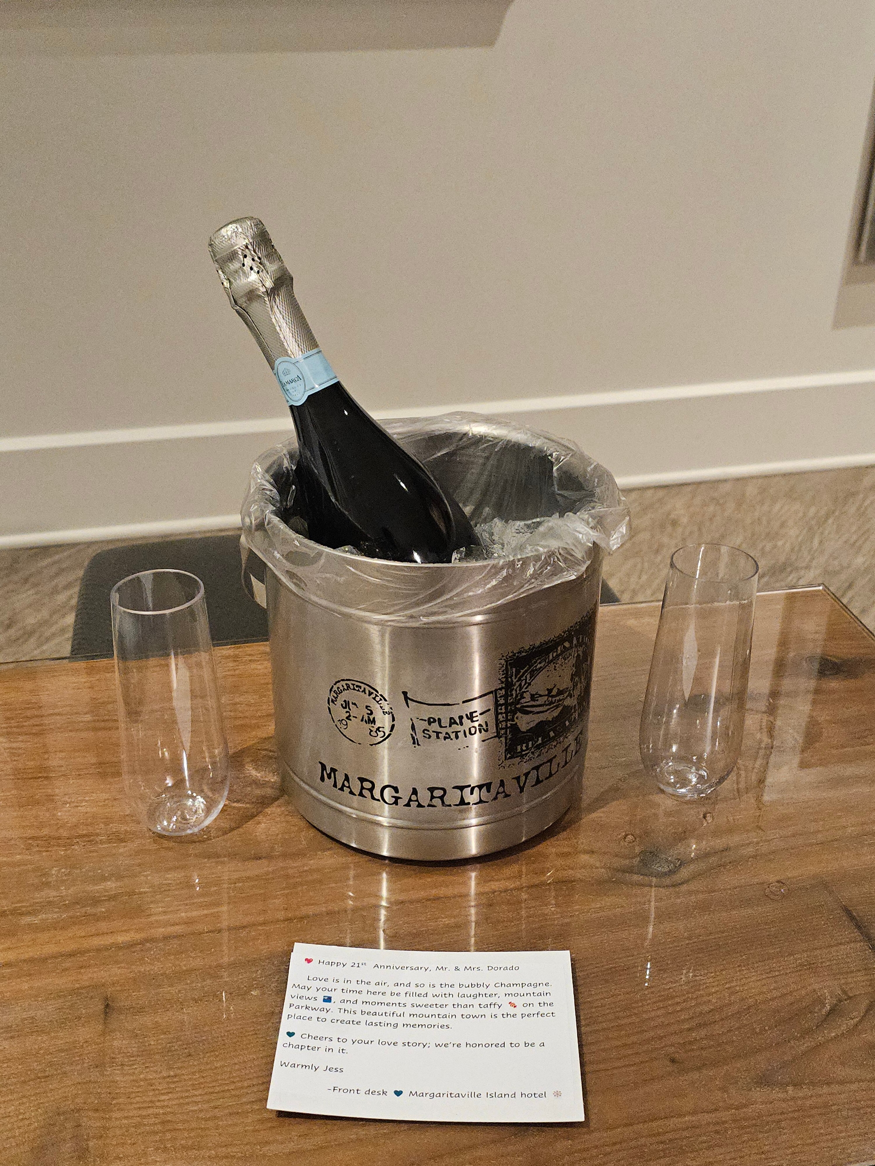 玛格丽塔维尔岛酒店-官方