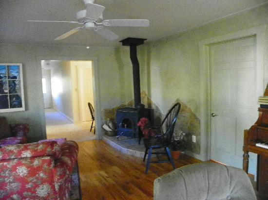 Harding's Corner主图