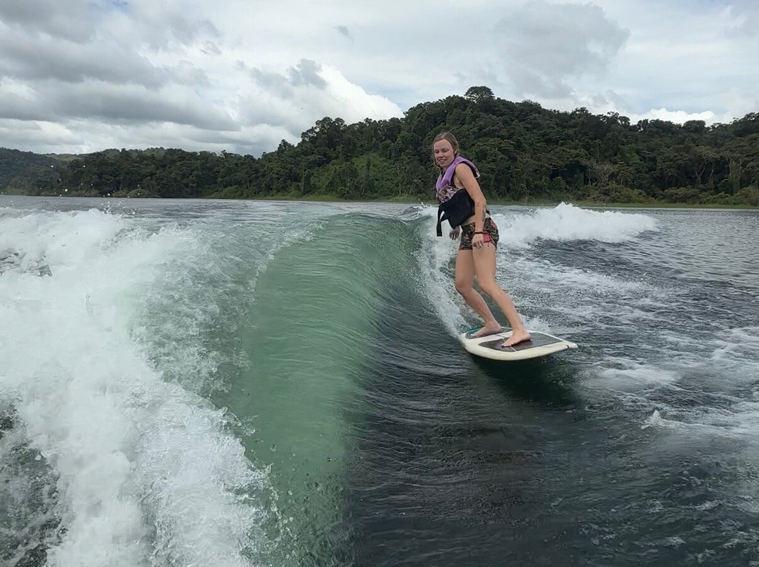 Volcano Watersports. Wakeboard, Wakesurf, Waterski, Tubing.-福德圣卡洛斯必去景点