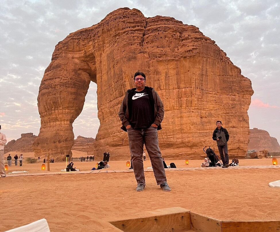 Jabal AlFil (Elephant Rock)-AlUla必去景点