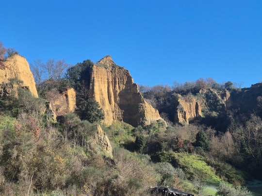 Balze del Valdarno-雷杰洛必去景点