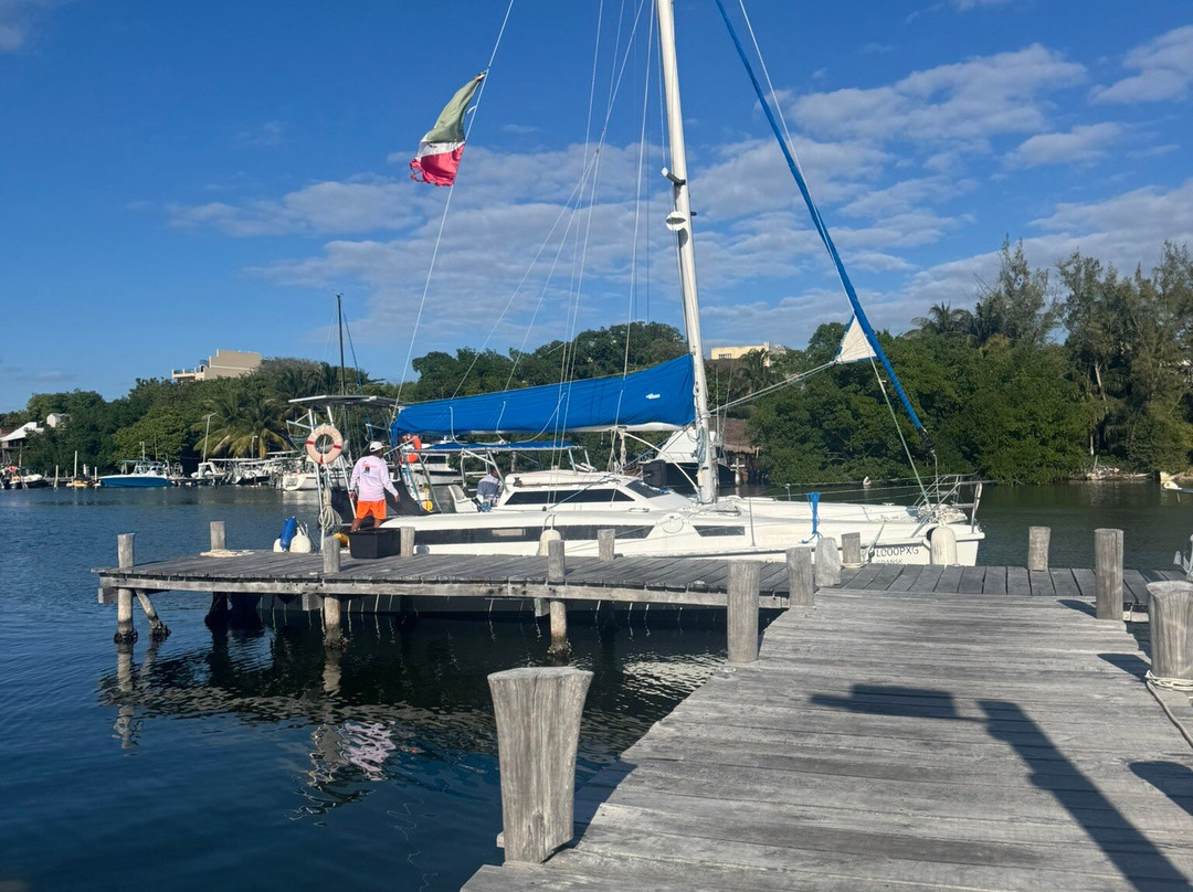 Catmania Catamarans-Costa Mujeres必去景点