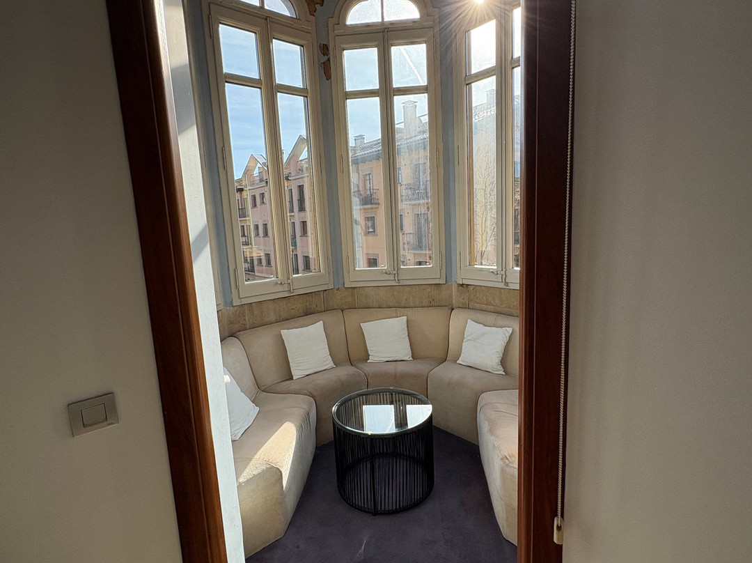 Hotel Sant Roc主图