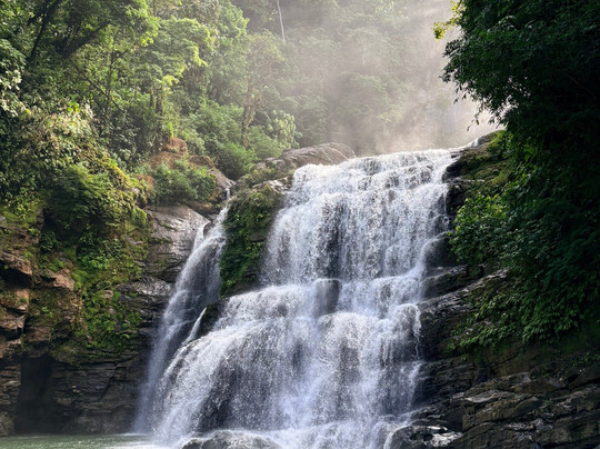 Nauyaca Waterfalls-Baru必去景点