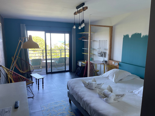 Hôtel Le Terre Sainte主图