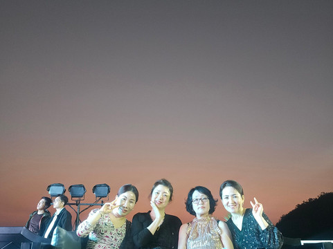 Catherine Cruises-下龙湾必去景点