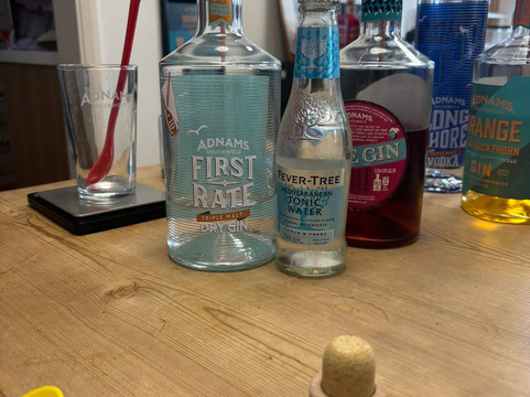 Adnams Distillery Tour-Southwold必去景点