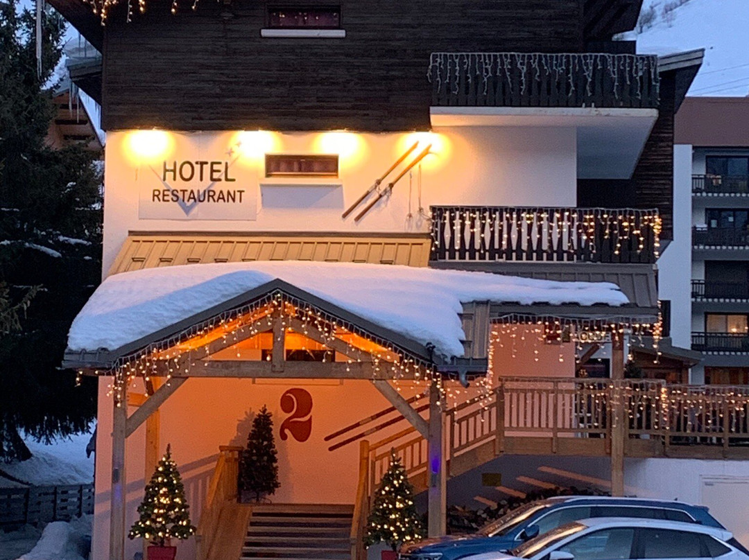 Hotel De La Valentin主图