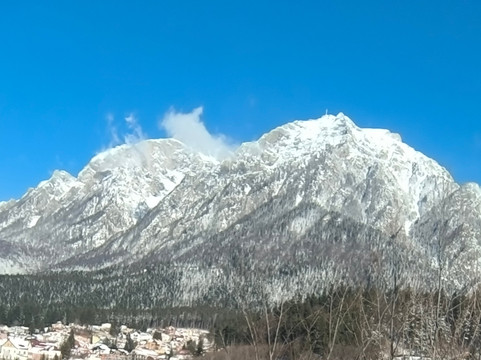 Touring Romania-布加勒斯特必去景点