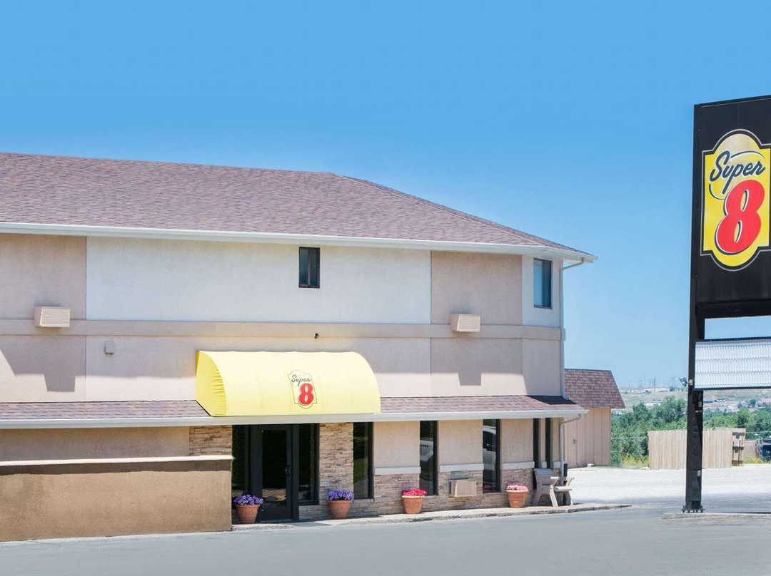 卡斯珀西河畔速8酒店