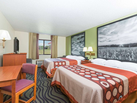 Colfax酒店住宿-Super 8 by Wyndham Newton