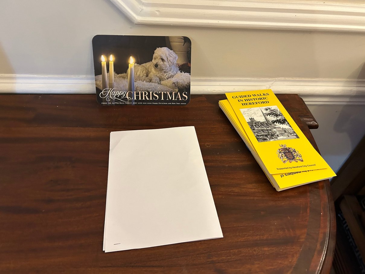 蒙斯顿小屋酒店-官方