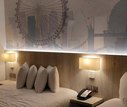 伦敦克罗伊登莱昂纳多酒店主图