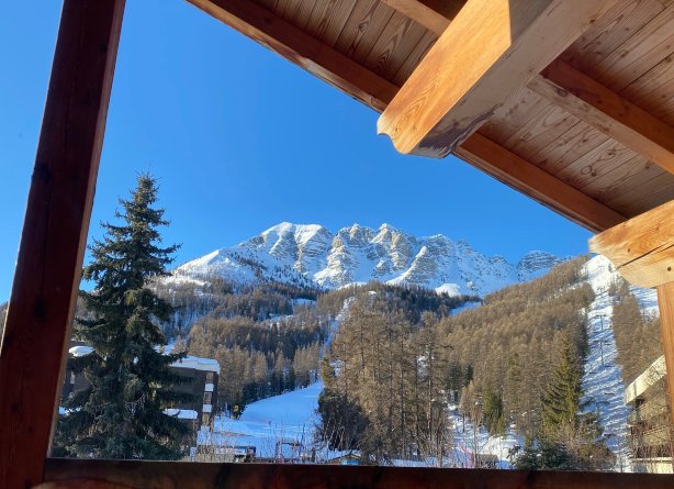 Hôtel - Bar - Restaurant Les Escondus-官方