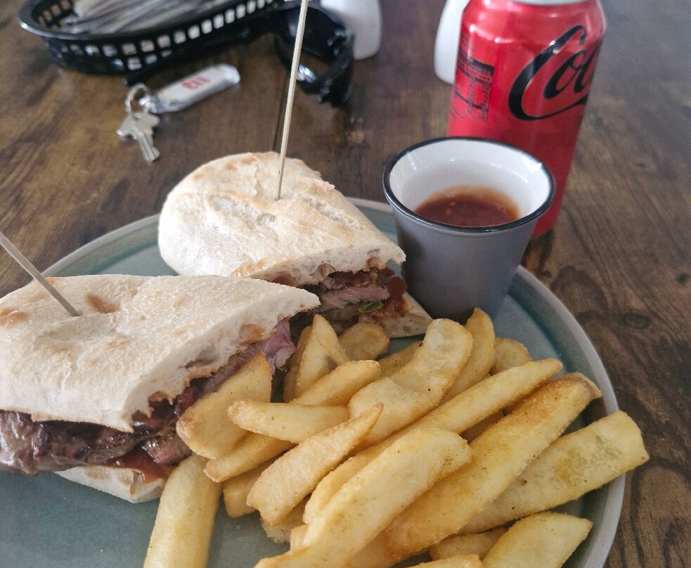 西岸人家旅馆主图