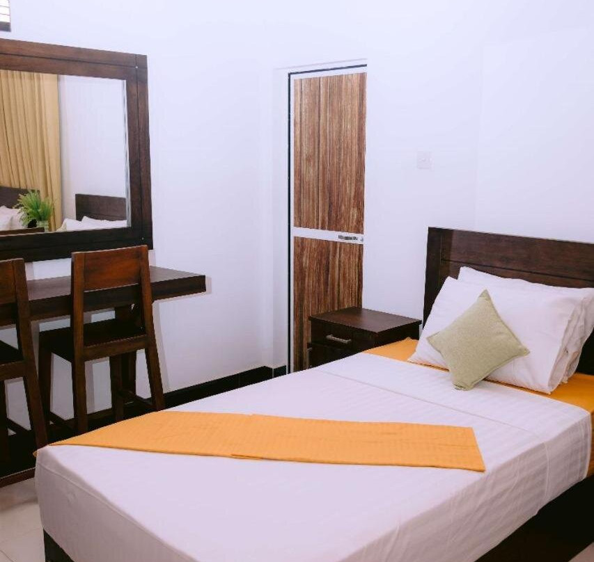 Yala Homestay by Set