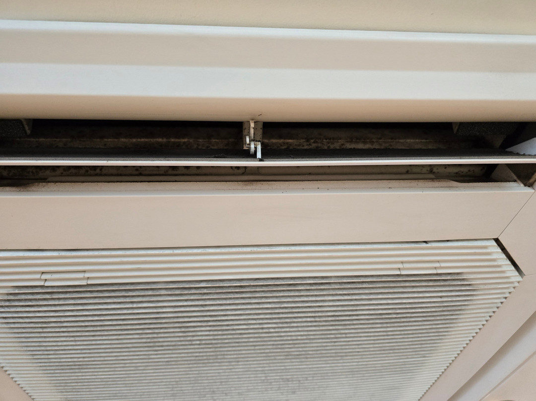 彭里斯市普瑞米尔酒店主图