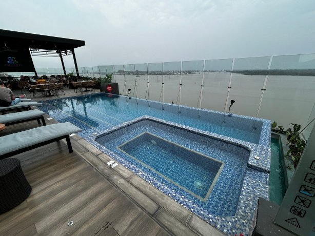 希尔顿逸林酒店-瓜亚基尔-官方