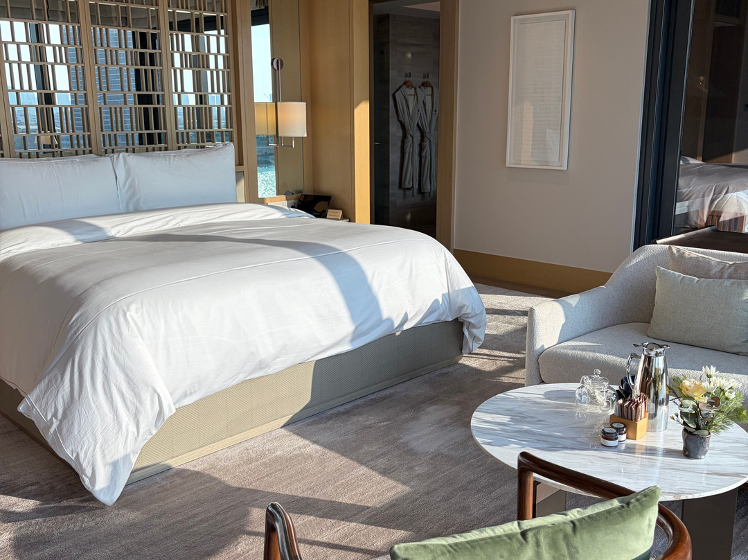 曼谷嘉佩乐酒店主图