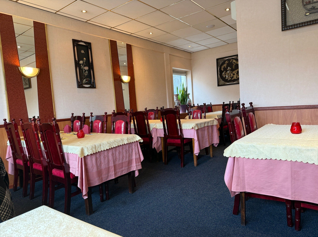 西霍夫哈尔滕酒店主图