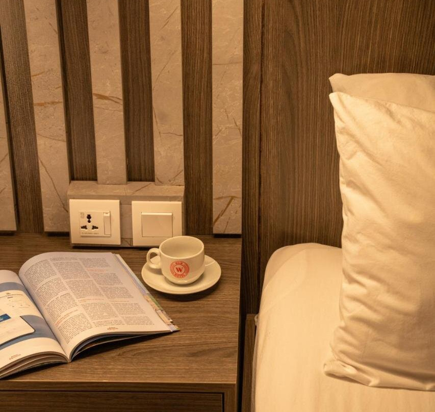Wan Hotel & Lounge