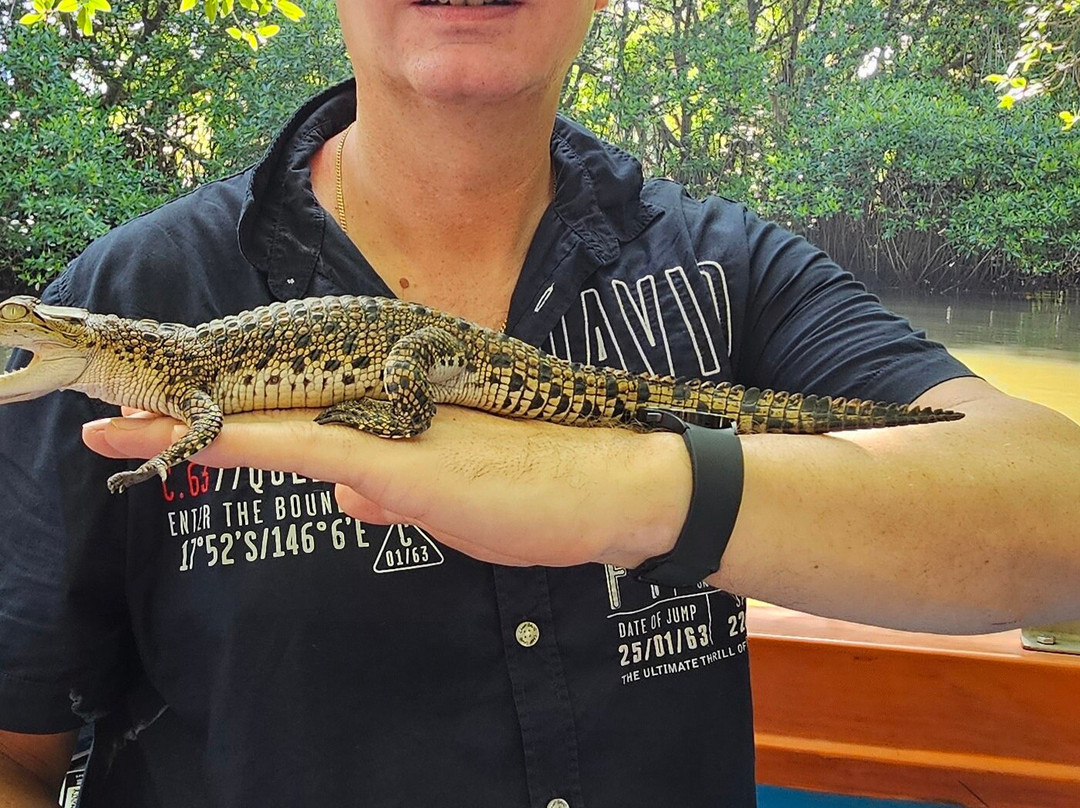 Lucky Boat Safari-班托塔必去景点