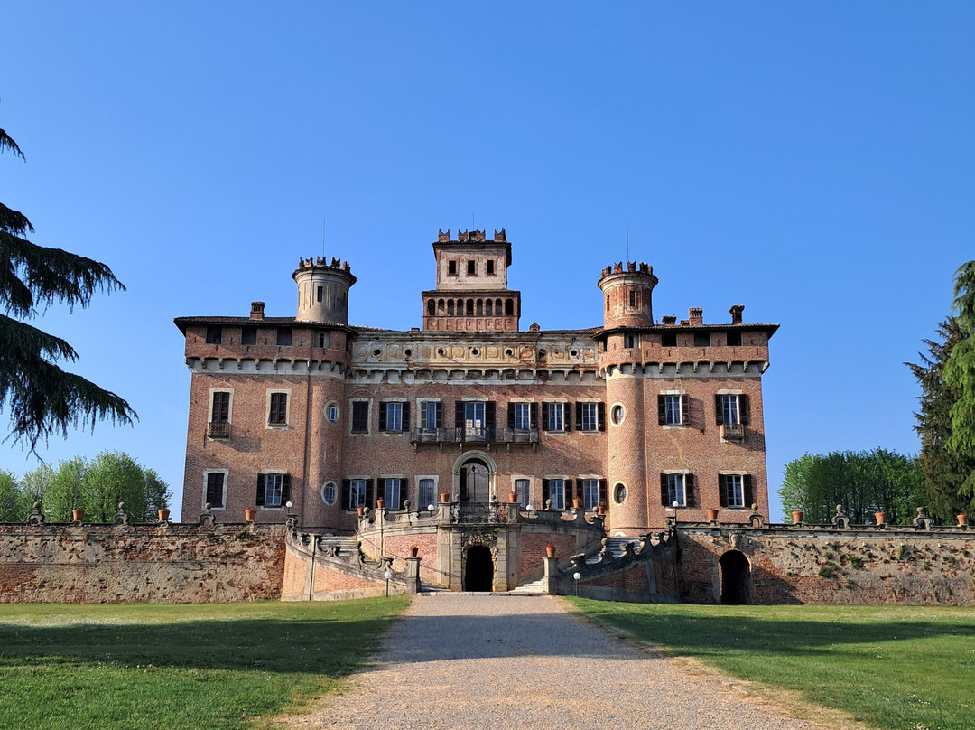 Castello Di Chignolo Po-Chignolo Po必去景点