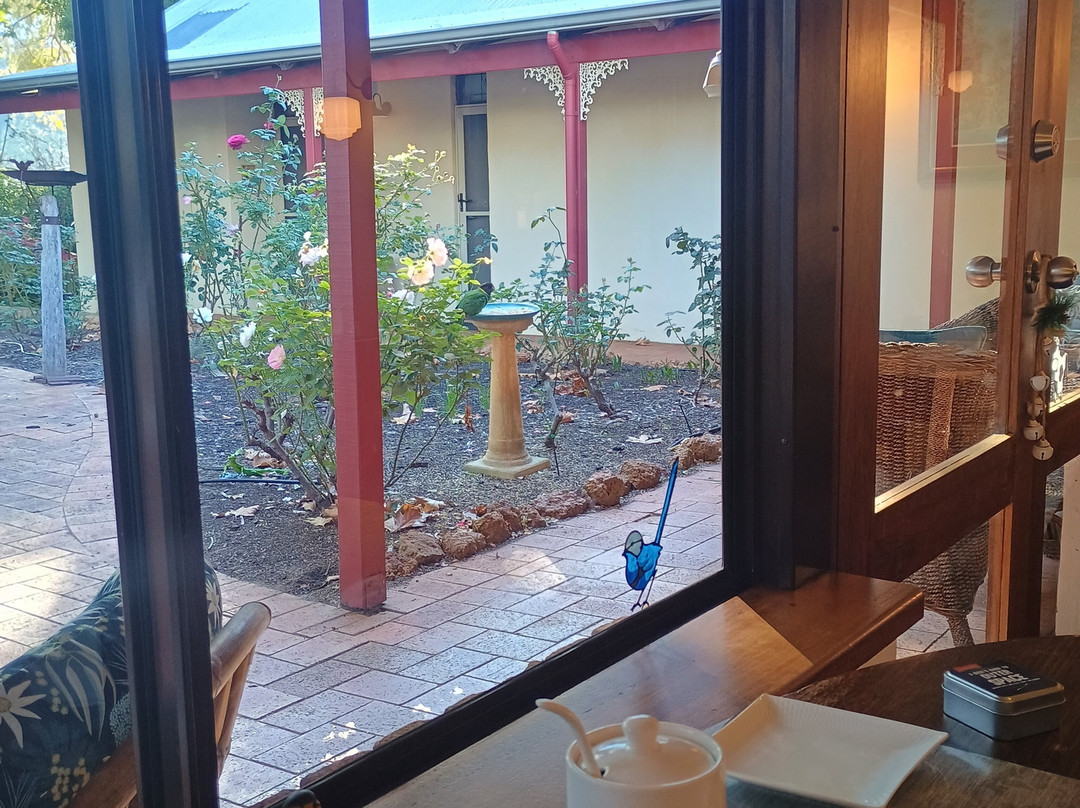 诺贝尔葡萄宾客酒店主图