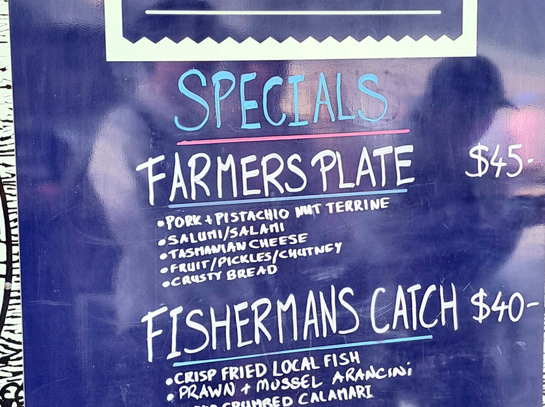 Fisher's of Freycinet