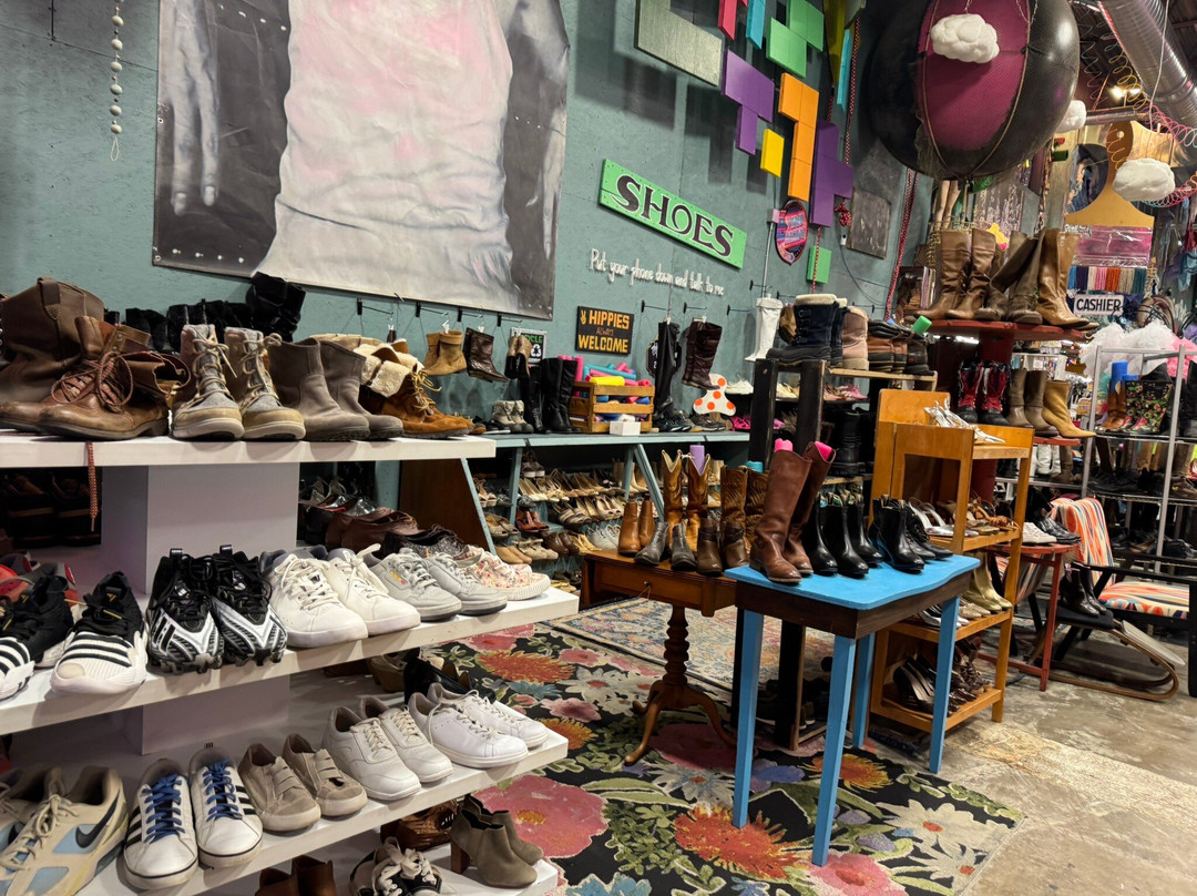 Junkee Clothing Exchange-里诺必去景点