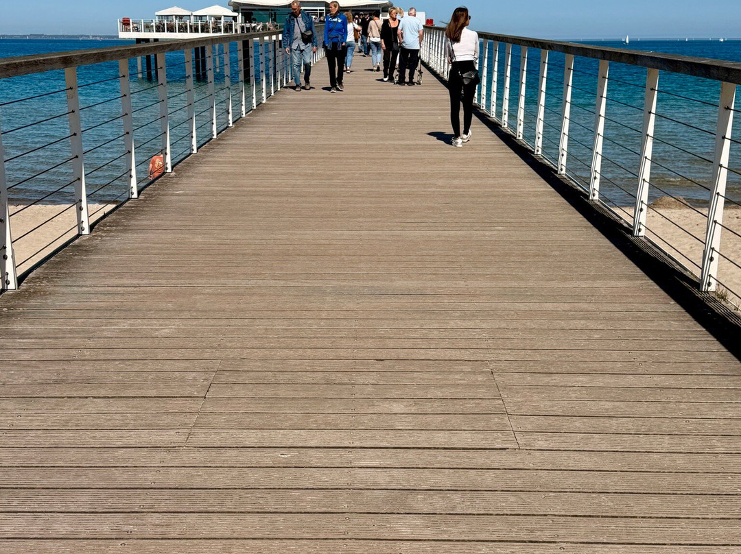 Seeschlösschenbrücke-蒂门多佛海滩必去景点
