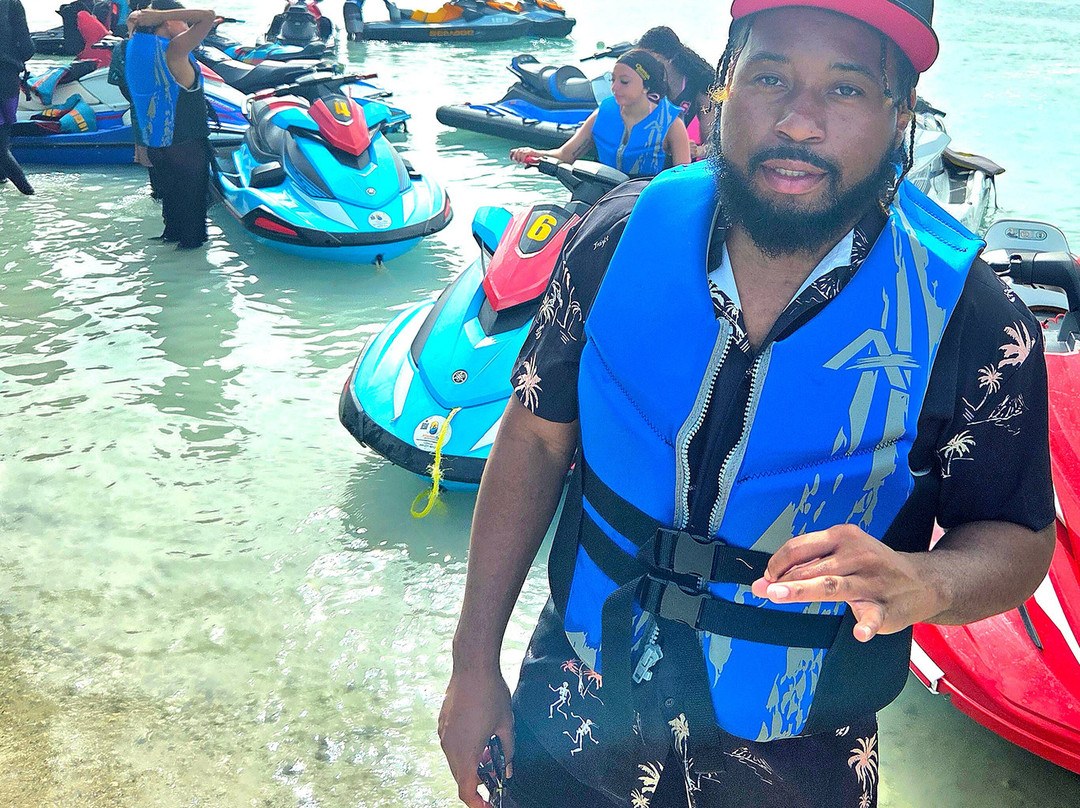 Vitamin Sea Watersports Tci-Long Bay Hills必去景点