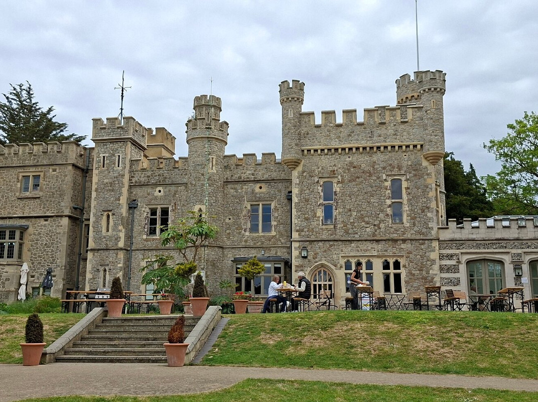 Whitstable Castle & Gardens-惠茨特布尔必去景点