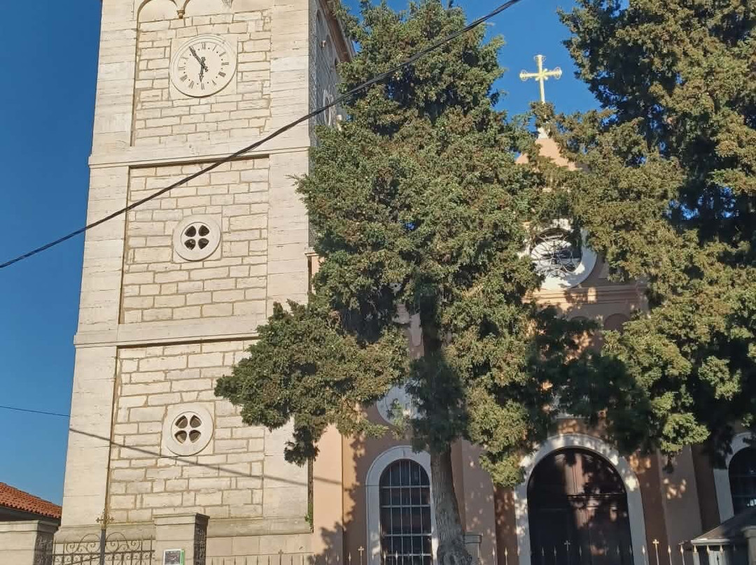 The Orthodox Church of Saint Spyridon-Peroj必去景点
