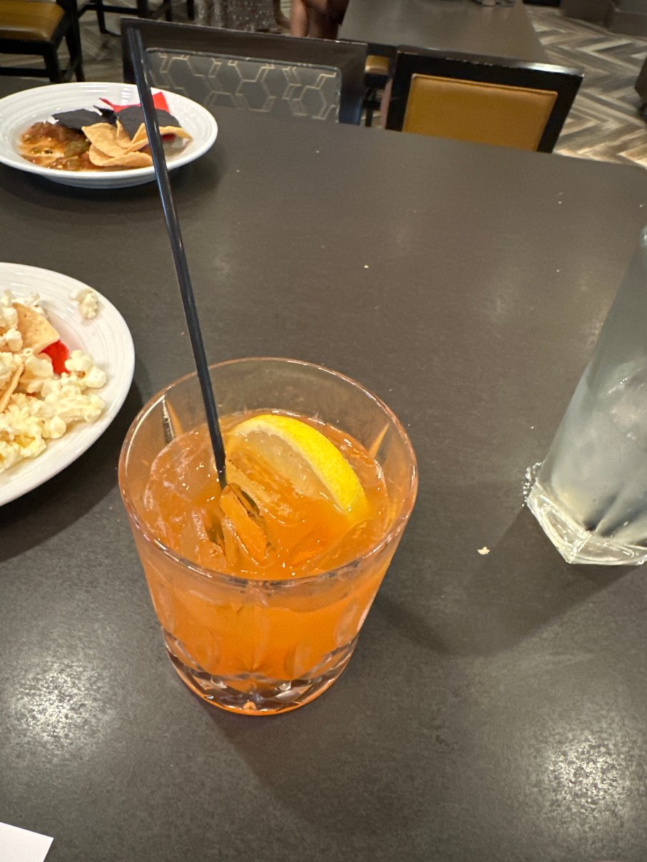 休斯顿西凯蒂希尔顿安泊酒店-旅行者