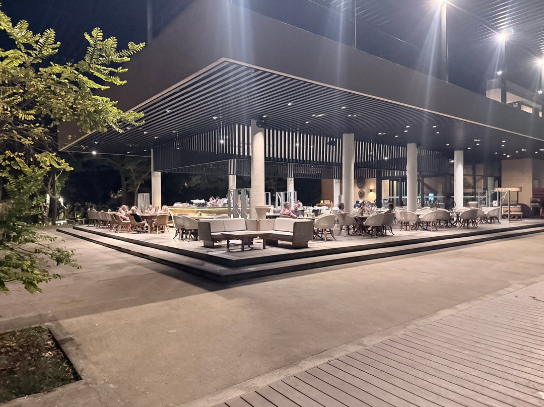 阿莫丽塔度假酒店主图