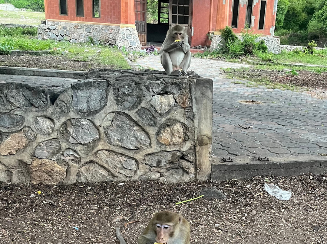 Khao Ngu Stone Park-叻丕必去景点
