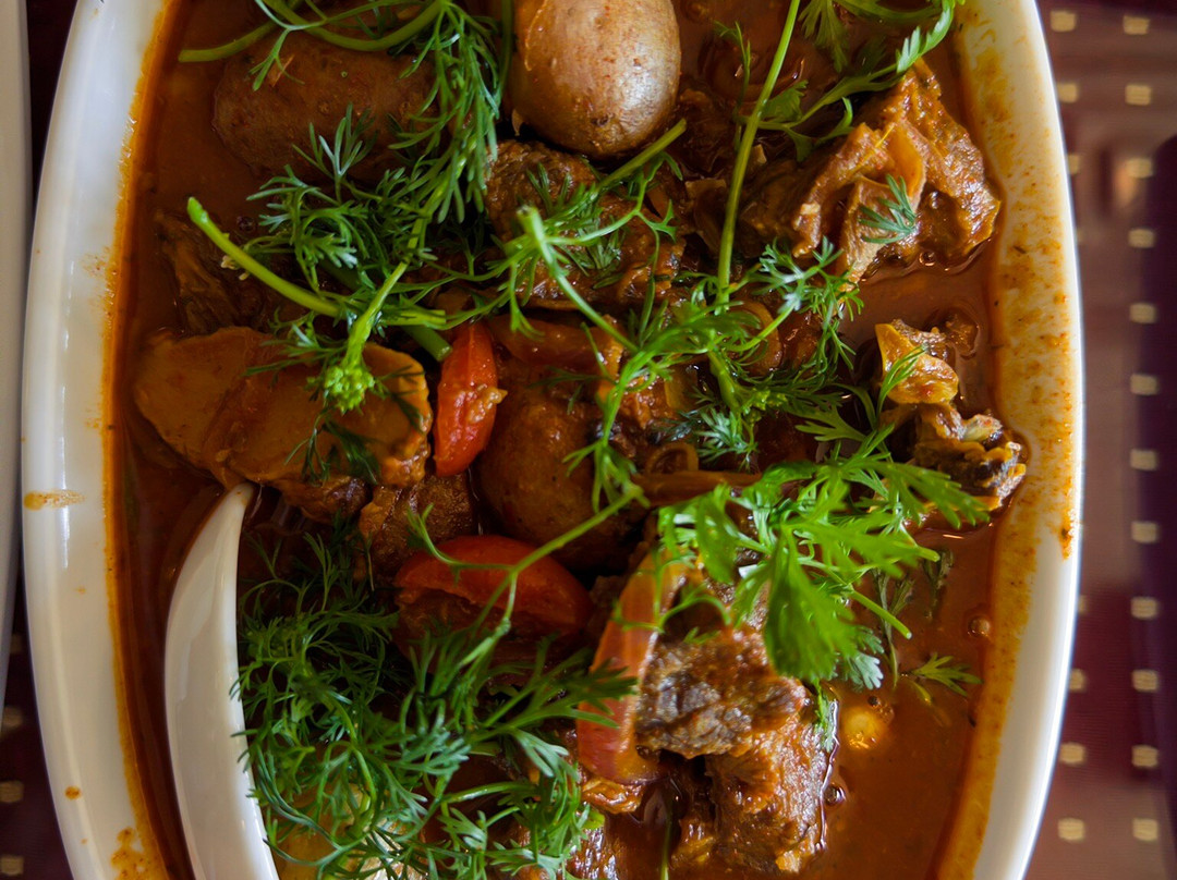 Roma Thai And Burmese Cuisine