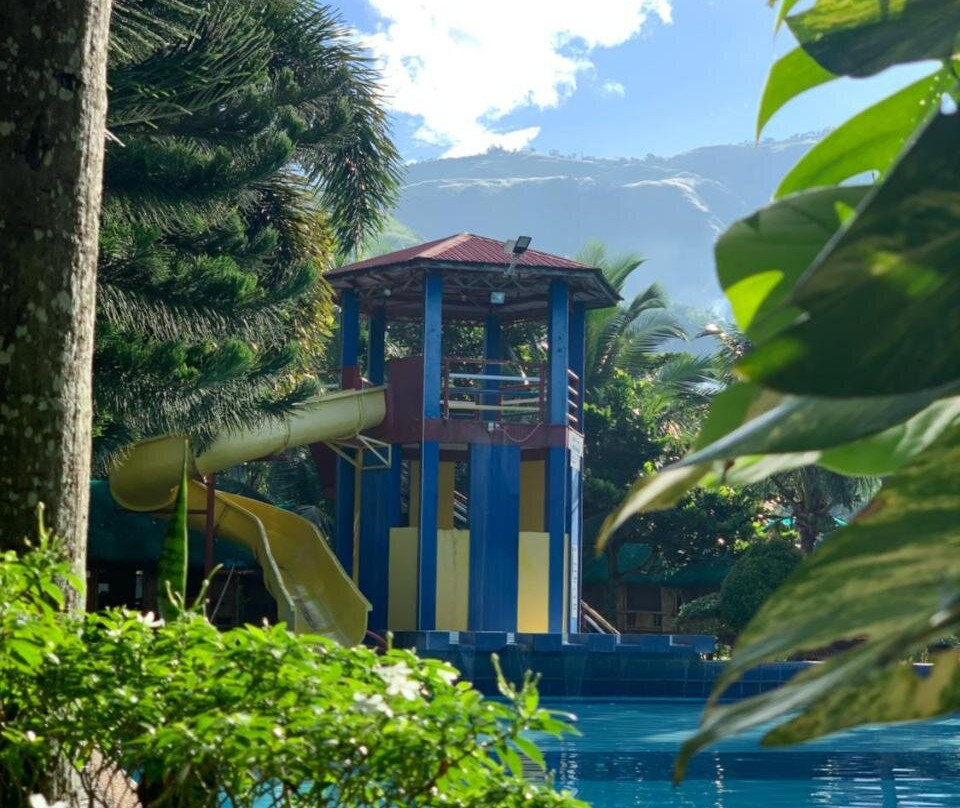 Valley Breeze Resort