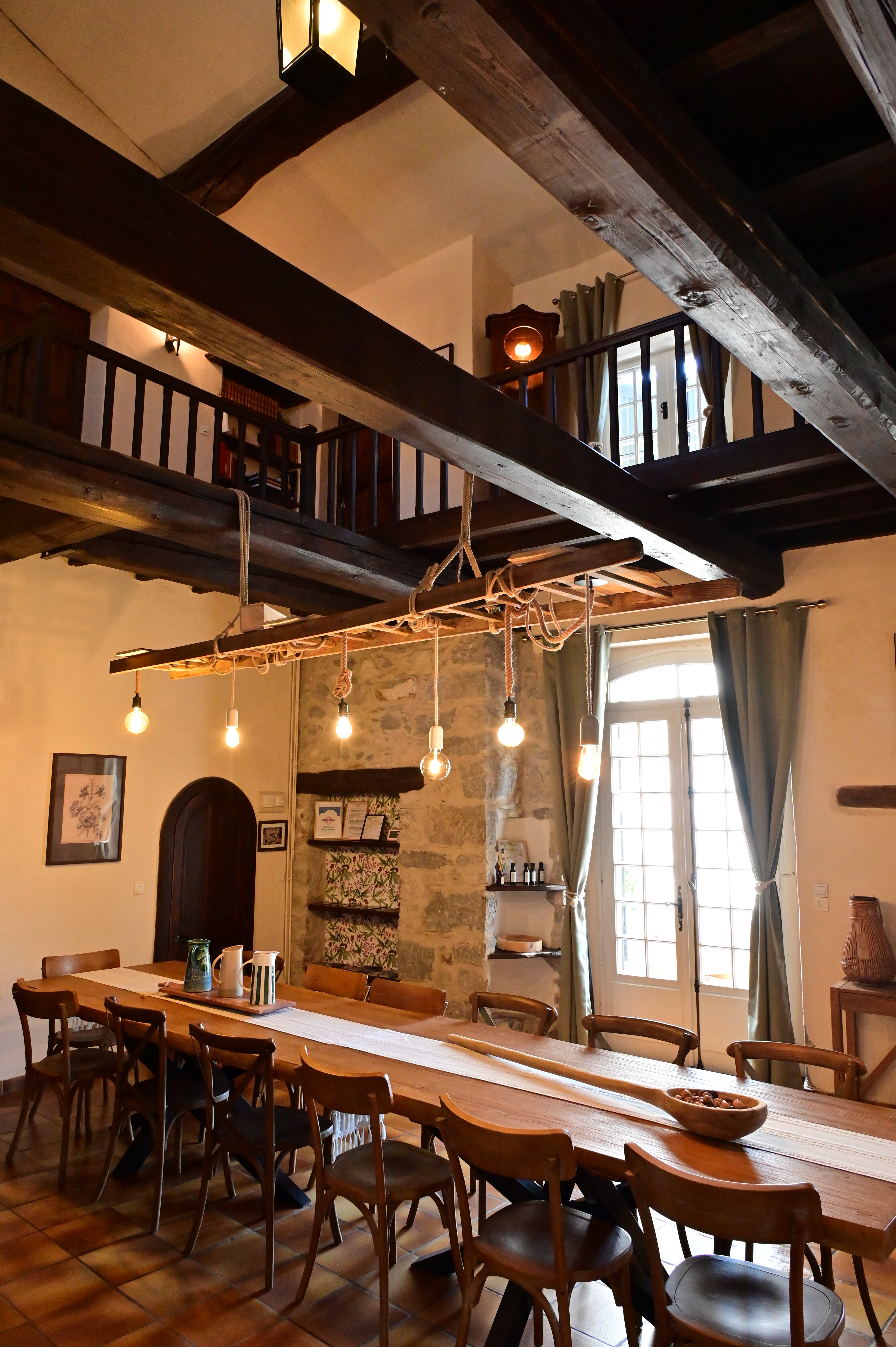 L'oustal Des Rameaux-餐饮