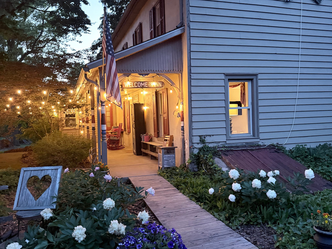 Galvanized America Inn and Art Gallery主图
