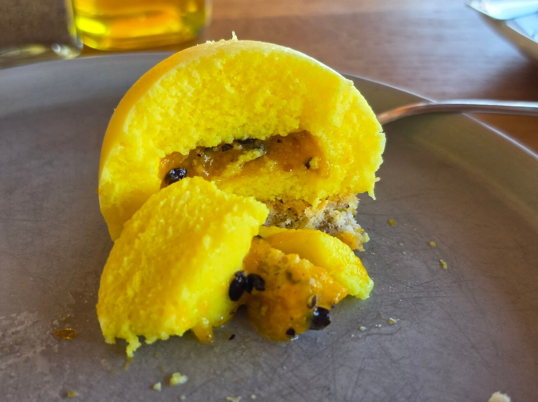 Sucré Pâtisserie Française.