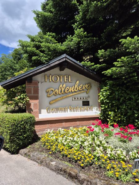 多棱伯格酒店（德国） Hotel Dollenberg-旅行者