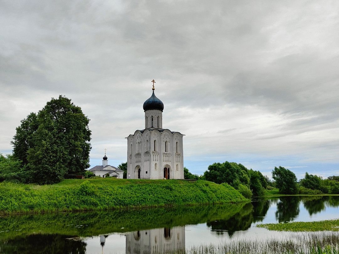 Historical And Landscape Complex Of Regional Significance Bogolyubovsky Meadow - Church Of The Intercession On The Nerl-Bogolyubovo必去景点